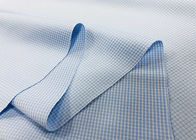 労働者の青い点検のために明白に編む100%のポリエステル ワイシャツの生地のゆがみ