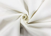 白い付属品の衣服のための240GSM柔らかい100%のポリエステルによってブラシをかけられる生地